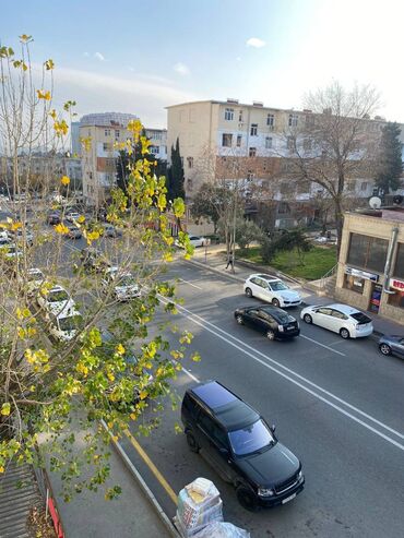 Uzunmüddətli kirayə mənzillər: Nəsimi rayonu Memar Əcəmi metrosunun yaxınlığında 5-çi mertebenin 4-cü — 13