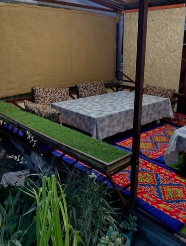 Посуточная аренда комнат: 270 м², С мебелью — 6