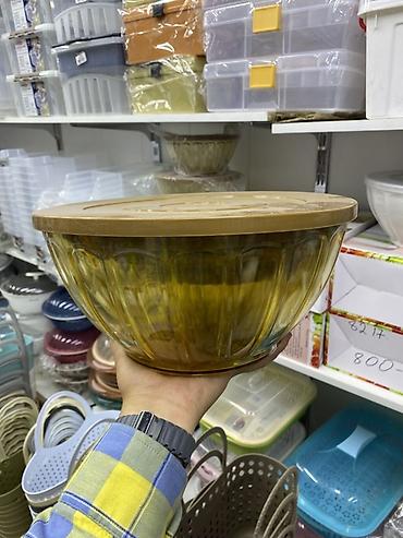 Набор мисок для салатов с крышками, 5 предметов (Salad Bowl) -