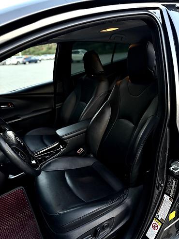 byd e6: Toyota Prius: 2019 г., 1.8 л, Автомат, Гибрид, Лифтбек — 9