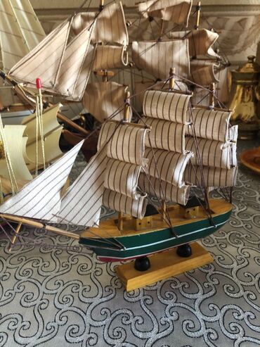 Gəmi modelləri: Original gəmi suvenir kolleksiyası. Hamısı əl işidir. Fərqli ölçüdə -da lalafo.az — 2 Gəmi modelləri: Original gəmi suvenir kolleksiyası. Hamısı əl işidir. Fərqli ölçüdə — 2