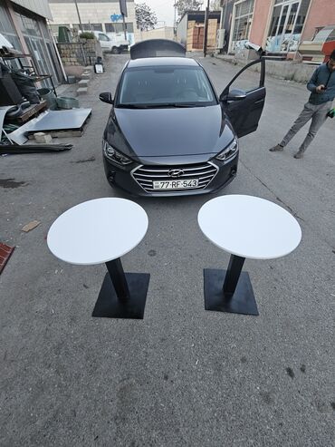 Restoran mebeli: Stolarin sifarişi 75 azen 60 diameter 75 hunduruk ren secimi var