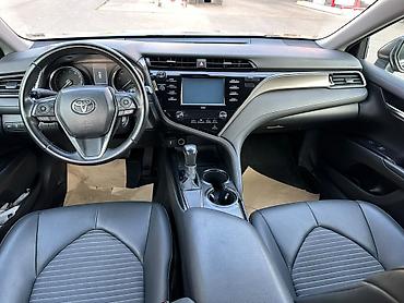 решетк: Toyota Camry: 2020 г., 2.5 л, Автомат, Бензин, Седан — 7