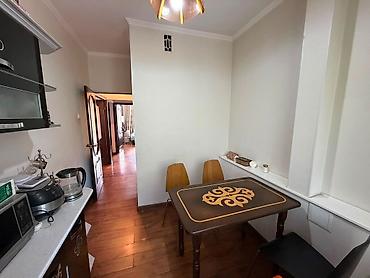 60: 3 комнаты, 60 м², Золотой квадрат 106 серия, 3 этаж, Косметический ремонт — 1