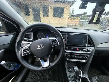 Продажа авто: Hyundai Sonata: 2018 г., 2 л, Автомат, Газ, Седан — 5