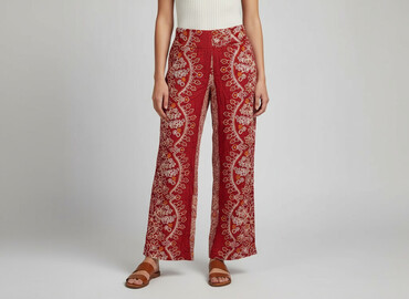Women's Pants: Material trousers for women, size M