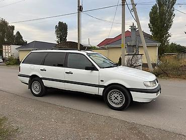 mini v: Volkswagen Passat: 1993 г., 2 л, Механика, Гибрид, Универсал — 10