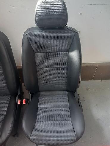 sale for car: Sedišta mercedes w169 i w245 sedišta su u dobrom stanju .Prednja su — 3