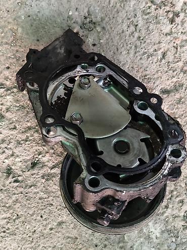 Другие детали для мотора: ФОРСУНКИ РАМПА ГЕНЕРАТОР СТЕРТЕР АВТОМАТНЫЙ ПОДДОН ВПУСКНОЙ КОЛЛЕКТОР — 5