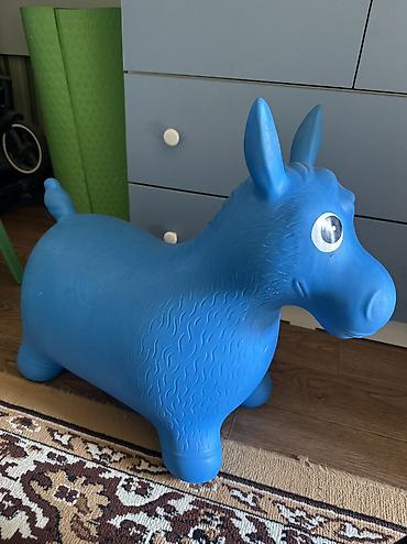 Игрушки: Продаются Б/У игрушки для детей, веломопед и ослик. Каждый по 500 — 1