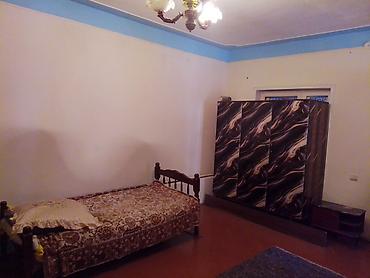 Аренда комнат: 2 otaqlı sadə yaşayış yeri – mebel və məişət avadanlıqları ilə - — 2