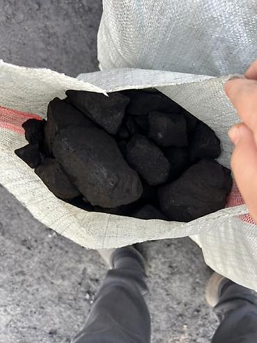 Уголь: Каменный уголь фракции крупный/средний Описание: - Топливный уголь в — 3