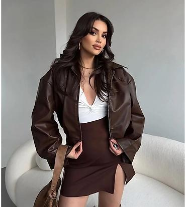 kisi deri kurtkalar: Qadınlar üçün qısa dəri görünümlü jaket (süni dəri) - Rəng: tünd — 4