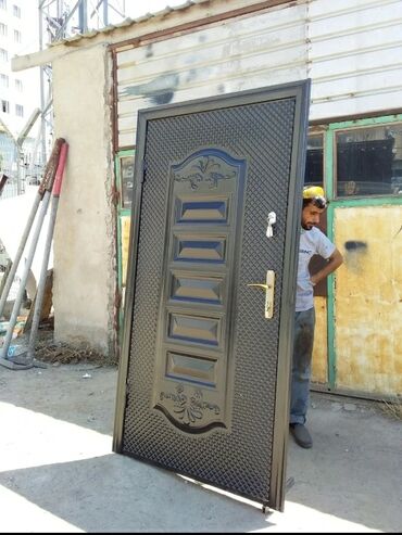 Giriş qapıları: Yeni Giriş qapısı Zəmanətli, Ödənişli quraşdırma, Ünvandan götürmə — 11