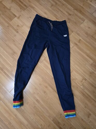 Uşaqlar üçün digər geyimlər: Uşaq geyimləri dəsti – 11–12 yaş Brend və modellər: - Benetton — 6