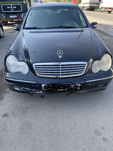 машины за 2000 долларов: Mercedes-Benz C 200: 2000 г., 2 л, Автомат, Бензин, Седан