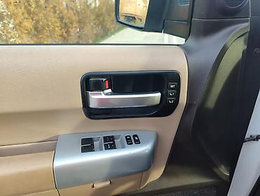 sequia: Toyota Sequoia: 2008 г., 5.7 л, Автомат, Газ, Внедорожник — 10