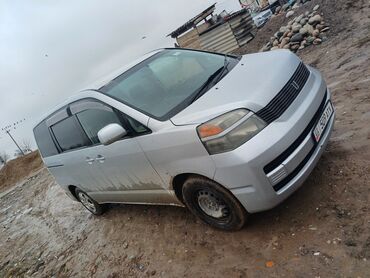 таета естима: Toyota Voxy: 2003 г., 2 л, Автомат, Бензин, Минивэн