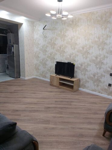 Uzunmüddətli kirayə mənzillər: Təcili!Kirayə mənzil Yasamal rayonu 2№ Tibb kollecin yaxınlıgında 18 — 3