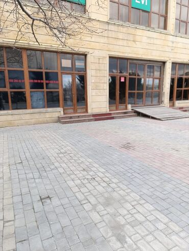 kafe icarəsi: Sumqayit seheri 17ci mkr-da yerlesen sahesi 300m² olan obyekt icareye