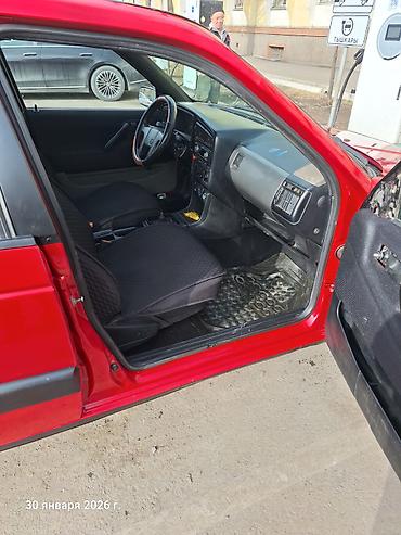 Volkswagen: Volkswagen Passat: 1989 г., 1.8 л, Механика, Бензин, Универсал — 8