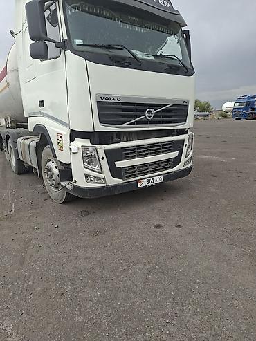 Тягач, Volvo, Цистерна