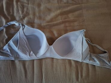 Brushalteri, Bralete: Više komada novih bruseva vel 90 c d f Primark cena po kom. Crni i — 4