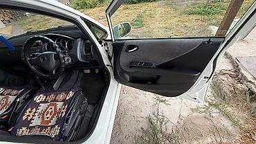 аккорд цена: Honda Fit: 2002 г., 1.3 л, Вариатор, Бензин, Хэтчбэк — 7