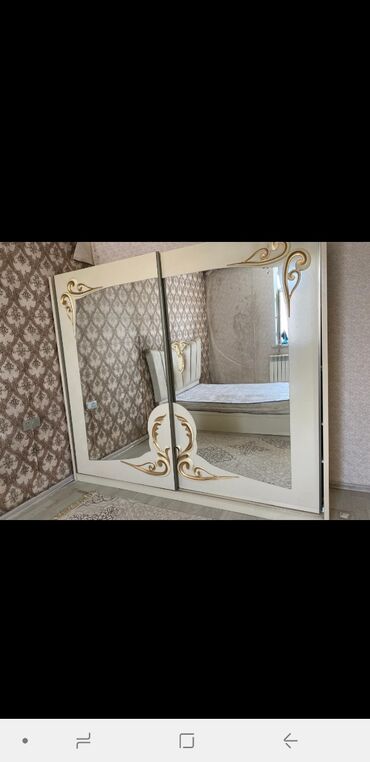kapron şkaf: İkinəfərlik çarpayı, Dolab