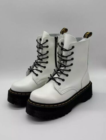 Ботинки и ботильоны: Ботинки, 38, Dr.Martens, Новый, цвет - Белый