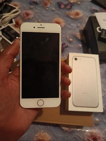 Apple iPhone: IPhone 7, 32 GB, Gümüşü, Barmaq izi — 4