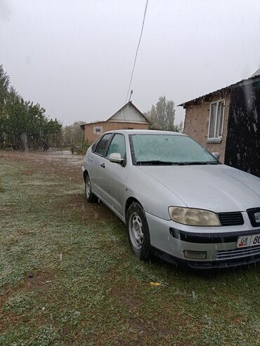 подлокотник на гольф 4: Volkswagen Vento: 2002 г., 1.4 л, Механика, Бензин, Седан