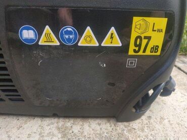 Ostali uređaji: Stanley AIR Compact Portable Electric Air Compressor 1.5 Hp Motor - 8 — 5