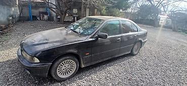 BMW: BMW 5 Series (E39) sedan - Kuzov: 4 qapılı sedan, qara rəng - — 4