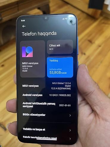 mi kamera: Xiaomi Mi 9, rəng - Mavi, 
 Qırıq — 5