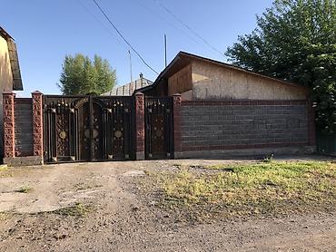 Продажа коттеджей и домов: Продается дом со всеми удобствами, общей площадью 120 кв.м. (5 жилых — 1