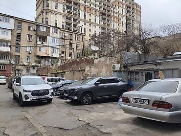masazirda ev: Bakı, 3 otaqlı, Köhnə tikili, m. Nizami, 65 kv. m — 3