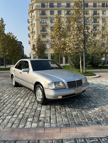 Mercedes-Benz: Mercedes-Benz C-Class: 2.2 l | 1996 il Sedan — 1