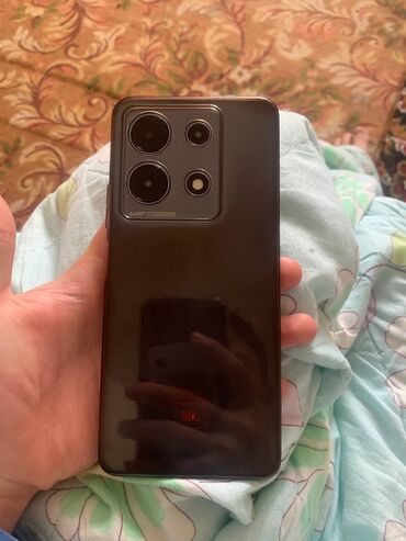 планшет atouch a105: Смартфон с тройным модулем камеры и ИИ-съёмкой - Основная камера 64