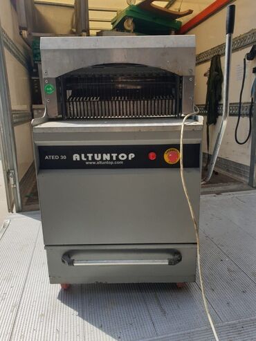 Biznes üçün program təminatı: Altuntop ATED 30 – sənaye tipli elektrik çörək‑bulka dilimləyici
