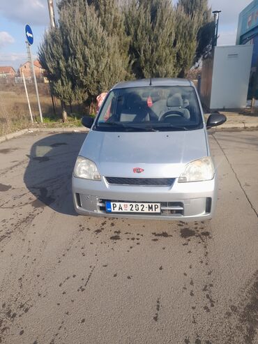 polovni automobili uzice: Daihatsu Cuore: 1 l | 2003 г. Limuzina