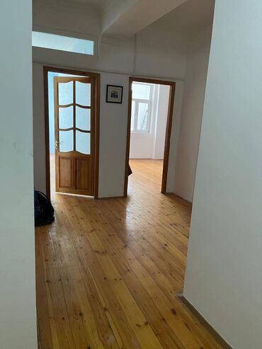 Uzunmüddətli kirayə mənzillər: Yalniz Aileli Wexslere Verilir. Nigah kagizi mutlegdir.6 ci mertebedir — 4