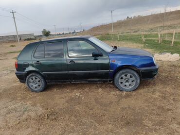 машина кейж: Volkswagen Golf: 1995 г., 1.3 л, Механика, Бензин, Хетчбек