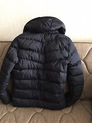 kisi godekce: Armani Exchange (A|X) kişilər üçün şişmə qış gödəkçəsi - Rəng: Qaralı — 4