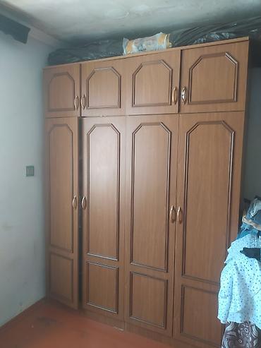 qapi bezekleri toy ucun instagram: Mebel dəsti – qonaq otağı divar dolabı və 4 qapılı paltar şkafı — 2