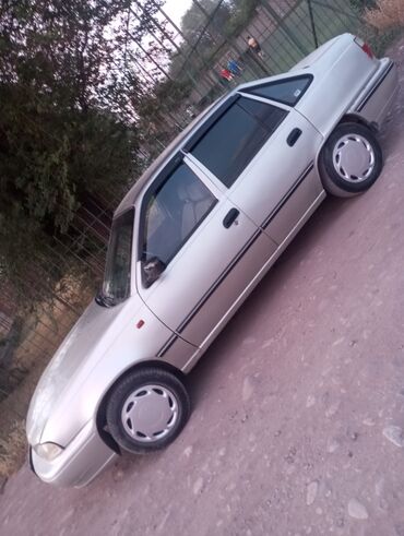 Daewoo: Daewoo Nexia: 1998 г., 1.6 л, Механика, Бензин, Седан