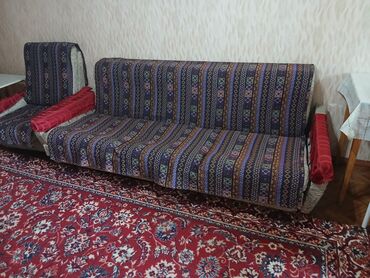 отдам дом в хорошие руки бесплатно: Бесплатно!!!
1 диван
1 кресло
1 кровать 
САМОВЫВОЗ!!!
