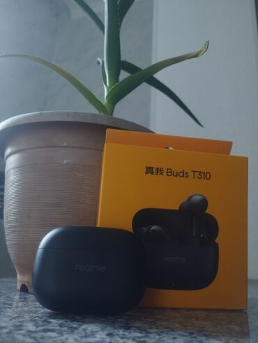 сколько стоит кейс от наушников: Беспроводные наушники Realme Buds T310 в черном цвете. Модель