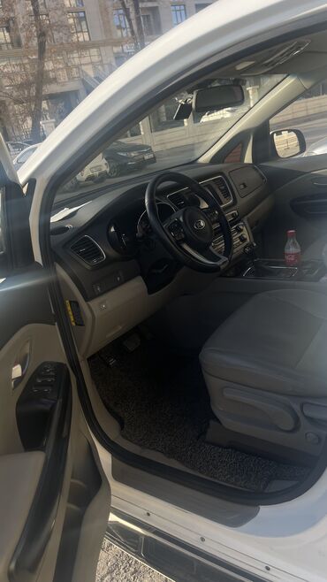 Kia: Kia Carnival: 2015 г., 2.2 л, Автомат, Дизель, Минивэн — 11