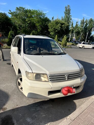 митсубиси спейк стар: Mitsubishi Chariot: 1998 г., 2.4 л, Автомат, Бензин, Минивэн